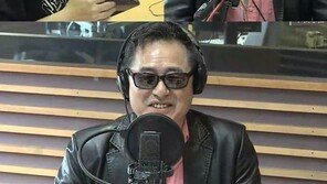 예순살 가수 권인하, 유튜버로 제2전성기…‘구독자 16만 명’ 아들 덕?