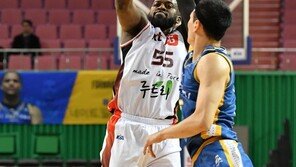 국내외 ‘원투 펀치’로 순위 싸움 나선 KT