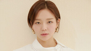 유니클로, 여성 이너웨어 모델로 이솜 발탁