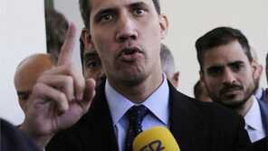 마두로 “민병대 200만명으로 늘릴 것”… 美 개입 움직임에 맞불