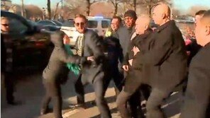 류허 중국 부총리, 무역협상 앞두고 시위대에 봉변