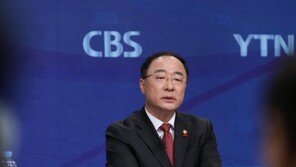 홍남기 “2월말까지 ‘광주형일자리’ 일반모델 만들겠다”