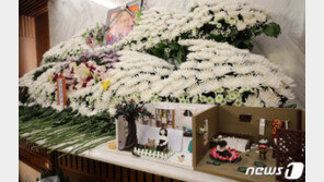 “자신 내던져 여성인권 세계에 호소”…김복동 할머니 3일째 조문행렬