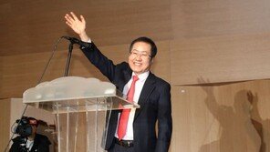 홍준표, 라디오 인터뷰서 ‘발끈’…“김경수 옹호하고 날 모욕해”