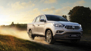 레포츠엔 ‘렉스턴 스포츠칸’ vs 세단의 미래 ‘8세대 쏘나타’