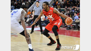 통산 4000리바운드 돌파 헤인즈 “기록보단 팀 승리가 중요”