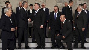 나토, 미국 중거리핵전력 협정 파기 “전면 지지” 표명