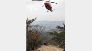 설 연휴 첫날 북한산 암벽 등반하던 50대 추락 사고…생명 지장 없어