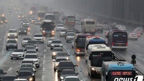 서울-부산 양방향 4시간30분…귀성길 정체 대부분 해소