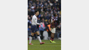 英 아이풋볼 “첼시, 손흥민 영입에 1168억원 지불 예정”