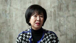 손혜원, 설날 박지원 공격 재개…“목포에 사과” vs “예산 많이 땄다”