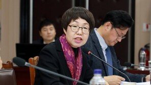 與 “김용균씨 사고 재발 안돼…위험의 외주화 시정할 것”