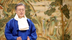 ‘업무 복귀’ 文대통령, 경제행보 이어가…베트남 갈까?