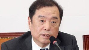 김병준 “전대 일정 변경 두고 찬반 엇갈려…8일 결론”