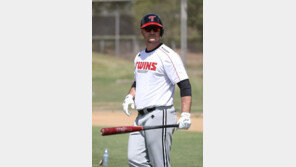 ‘LG 거포’ 조셉 “수준높은 KBO 리그, 김현수는 훌륭한 동료”