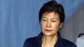 ‘박근혜 석방’ 잊을만 하면 재등장 …법조계 “요건 안돼”