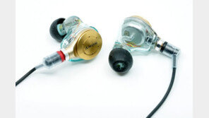 [리뷰] 썸 못 타게 막는 이기적인 이어폰, 소니 저스트 이어