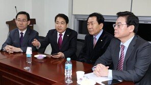 홍준표·오세훈 등 “전당대회 일정 변경 안 되면 보이콧”