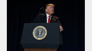 트럼프, 다음 주 中 통신장비 사용 금지 행정명령 발표