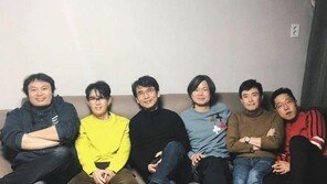 유시민, ‘강동모임’과 회동…이승환·강풀·김제동과 인증샷