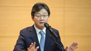 유승민, 8일 연찬회서 당 진로 입장 밝히나…“생각 말할 것”