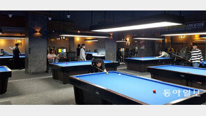 커피머신-박스조명… “쾌적한 분위기로 2030 잡아라”