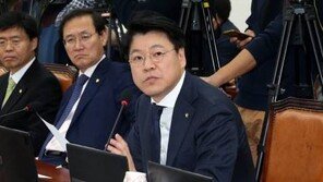 [한국당 전당대회] 장제원 “때 아닌 ‘朴心’ ‘5·18’ 논쟁…과거로 과거로 회귀” 쓴소리