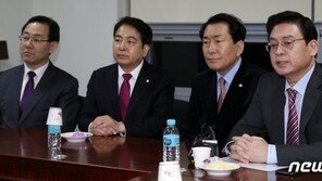 한국당 당권주자 6인 “전대 2주 이상 연기 안하면 후보등록 못해”