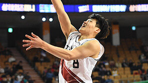 ‘삼성 천적’ KGC, 20승 고지 밟아