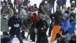 SNS로 모인 눈싸움 대회