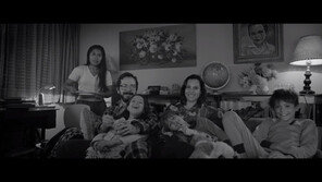 쿠아론의 도전 ‘로마’, 英 넘어 美아카데미 작품상 향한다