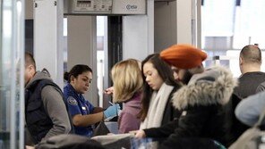 美 항공승무원 노조 “셧다운 재발시 16일 파업”…대란 예고