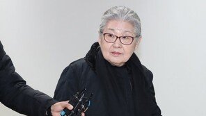 ‘화성 땅 차명 보유’ 우병우 장모, 1심서 벌금 200만원