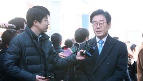 허 찌른 이재명 “검찰의 ‘쓸어 담기’식 공소장은 위법”