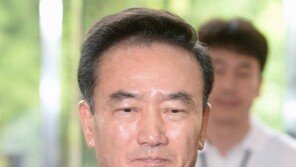 호식이두마리치킨 최호식 前회장, ‘직원 성추행’ 혐의 유죄·집행유예