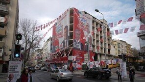 터키 정부, 직접 나서서 ‘채소가게’ 차린 까닭은