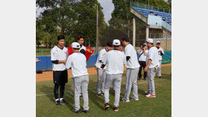 스프링캠프로 떠난 ‘역대 최다’ 신인이 던지는 의미
