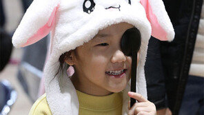 예비 초등생 ‘시력검사도 즐거워~’