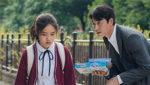 [눈과 귀가 즐거운 문화생활]영화 증인 外