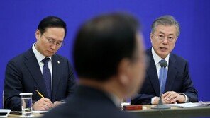 文대통령 “수사권 조정과 자치경찰제 동시 추진 바람직”