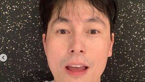 “정면도 퍼펙트” …정우성, 조각 비주얼