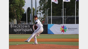 ‘캠프 첫 실전’ LG, 호주연합팀에 3-2 역전승