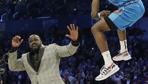 ‘샤크 넘고 림에 팔 건’ 디알로, NBA 올스타전 덩크왕