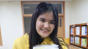 보이지 않고 들리지 않아도 OT 즐길 수 있도록…시청각장애 학우 맞이에 분주한 연세대