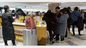 中규제에도 ‘따이공’ 장사진…롯데면세점 중국인 매출 20%↑