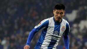 우레이 라리가 라리가 첫 선발, 발 꽁꽁…22명 중 최저 평점 ‘수모’