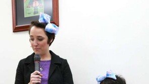 ‘왕따 제자’ 위해 똑같이 머리 짧게 깎은 유치원 선생님