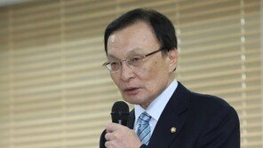 이해찬 “현직 도지사인 김경수 구속, 상상할 수 없는 판결”