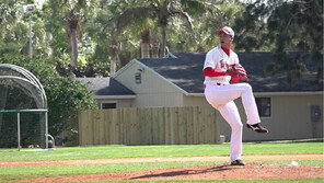 ‘첫 라이브 피칭’ SK 김광현, “커브 제구 더욱 신경 쓸 것”