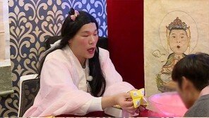 서장훈X이수근 ‘물어보살’, 연예인 1호 손님 등장… 고민 토로